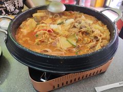 -豚妈妈汤饭·部队锅(南京东路店)