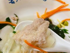 鲜肉馄饨-长人馄饨铺(解放街店)