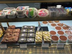 -MADO冰淇淋咖啡馆(淘金店)