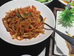 -鱼你相聚·河鲜馆(袁家岭店)