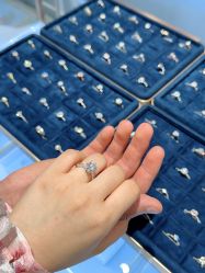 -Cindy Jewelry·钻戒·彩色宝石