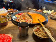 -萍姐火锅·公路夜市(武汉首店)