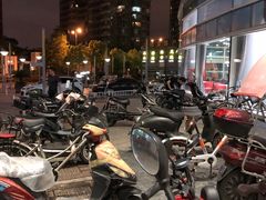 -一兆韦德健身(慧芝湖店)