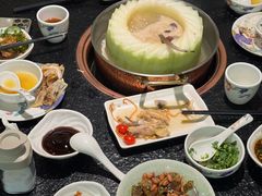 -得意咚瓜·顺德鱼生·冬瓜火锅(深圳首店)