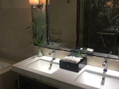 -东旭阳光国际大酒店