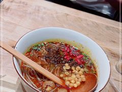 -麻婆婆白家肥肠粉(海岸城店)