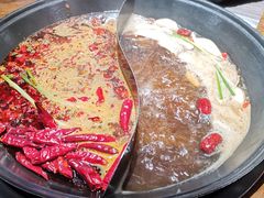 -萍姐火锅·公路夜市(武汉首店)