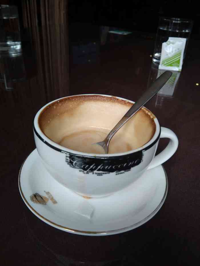 塞纳左岸咖啡(西乡店)-"塞纳左岸咖啡开在水库路香雅阁商务中心.