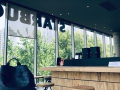 -星巴克臻选(湖滨道店)