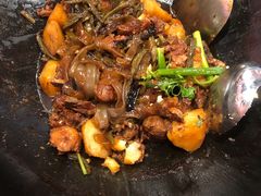 -王老六铁锅炖鱼(圣亚海洋店)