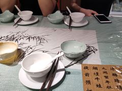 餐具摆设-洪齐林老镇