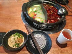 -串门邻居串串火锅(云南南路店)