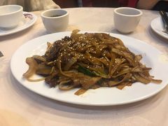 干炒牛河-桥底辣蟹(谢斐道店)