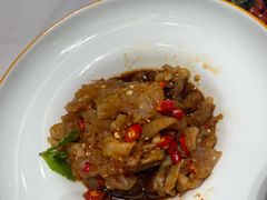 -红鼎豆捞·非遗鲍皇汤火锅(宝丰路店)