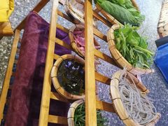 -阿婆情腊排骨火锅(金虹路店)