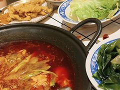 -旧街市鲜货老火锅(大光路店)