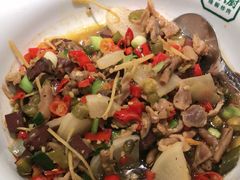 -费大厨辣椒炒肉(黄兴中心广场店)