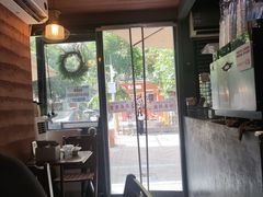 -CowCow其其·牛杂咖啡公司(六运店)