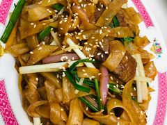 干炒牛河-东鑫记港式茶餐厅(南京东路店)