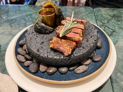 -秘密旅行Bonjour(黑金冠 江南西店)