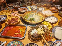 -洱火云南酸菜牛肉火锅(石景山当代商城店)