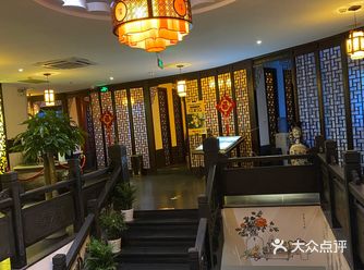 「儒之堂足道·SPA·推拿(诸暨店)」停车方便也很好找