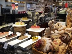 -东方红海鲜百汇(国际大厦店)