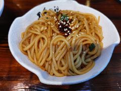 -黑白电视长沙小吃(美林M·LIVE天地东座店)