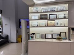 -美酷口腔牙齿矫正(江桥万达店)