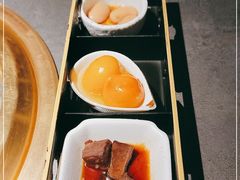 -铭牛烧肉·和牛海鲜自助(高新月牙湖店)