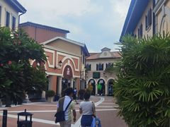 -佛罗伦萨小镇广佛名品奥特莱斯(疏港路店)