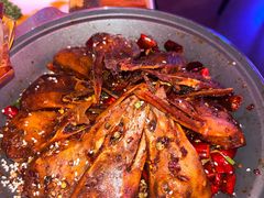 -粉墨特色菜·烧烤音乐酒馆