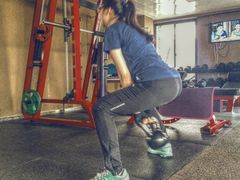 -越·健身工作室(华尔兹广场写字楼B栋店)