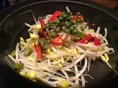 -云海肴·汽锅鸡·云南菜(天山百盛优客店)