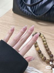 -UGIRL有个美甲