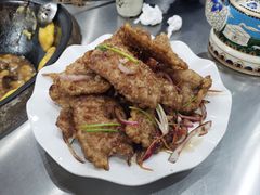 -粘豆包柴火铁锅炖