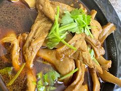 -天天向上素食餐厅(五台山店)