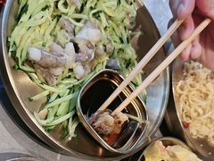 -草家酱蟹炭火烤肉店(珲春南路一店)