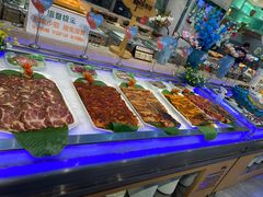 自助取餐区-绿岛港轩海鲜烤肉涮锅自助餐厅