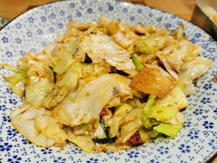 干锅手撕包菜-蜜桃餐厅·伴山(绿宝广场店)