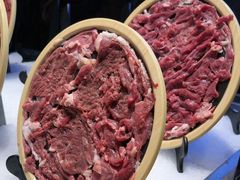-雍容荟帝王蟹活龙虾展台自助(IFS黑金店)