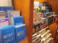 -西西弗书店&矢量咖啡(凯德晶萃广场店)