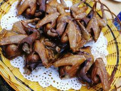 红烧乳鸽-新合益乡村农庄