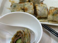 葱饼卷牛肉-台北楚楚园馅饼粥(虹桥南丰城店)