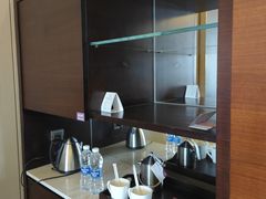 -天津京基皇冠假日酒店