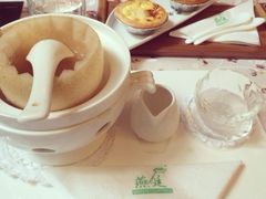 秋梨燕窝-燕庭·纯燕窝·甜品下午茶(南京西路店)