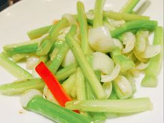 水果芹菜炒百合-白家餐厅(徐家汇店)