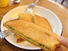 咖椰吐司-HELLO 27 意面·沙拉·帕尼尼