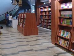 -卓尔书店咖啡吧