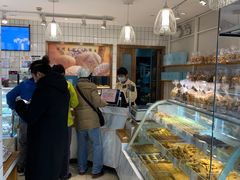 面包甜点陈列柜-老大昌(淮海中路店)